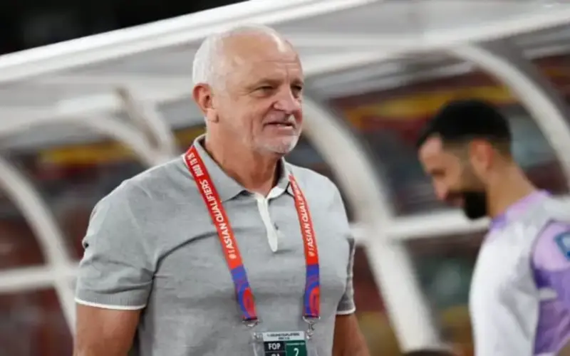 أرنولد يعلن موعد الإعلان عن قائمة العراق النهائية لكأس العالم 2026
